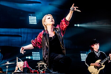 VAMPS（撮影：青木カズロー）