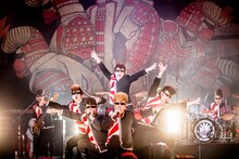 氣志團（撮影：青木カズロー）