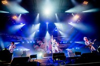 ニューロティカ（撮影：青木カズロー）