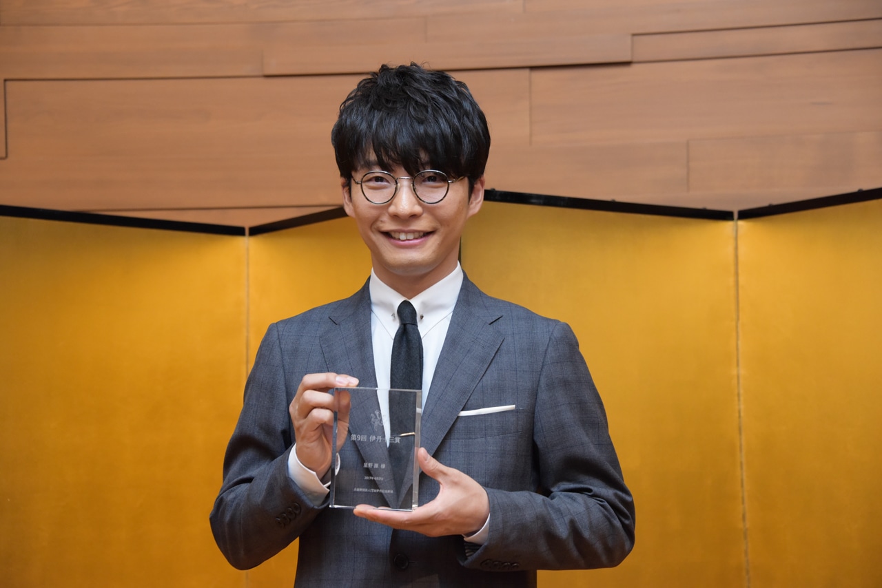人気画像48位は「星野源、伊丹十三賞贈呈式に登壇『伊丹さんの遺伝子をつないでいきたい』」より、星野源。