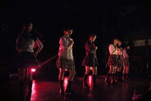 桜エビ～ず ワンマンライブ 東京・WWW公演第1部の様子。（写真提供：スターダストプロモーション）