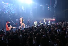 EXILE THE SECOND「AbemaTV 1st ANNIVERSARY LIVE」東京・EX THEATER ROPPONGI公演の様子。（撮影：佐藤友昭）(c)AbemaTV 1st ANNIVERSARY LIVE