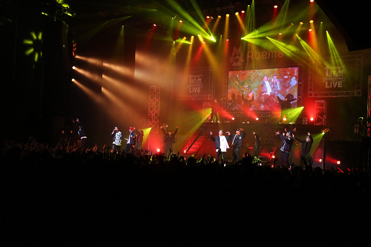 EXILE THE SECOND「AbemaTV 1st ANNIVERSARY LIVE」東京・EX THEATER ROPPONGI公演の様子。（撮影：佐藤友昭）(c)AbemaTV 1st ANNIVERSARY LIVE