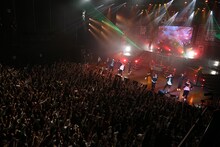 EXILE THE SECOND「AbemaTV 1st ANNIVERSARY LIVE」東京・EX THEATER ROPPONGI公演の様子。（撮影：佐藤友昭）(c)AbemaTV 1st ANNIVERSARY LIVE