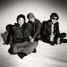 Theピーズ「ブッチーメリー SIDE C（2003-2005 selection）」ジャケット