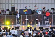 「スチャダラパーライブ 2017年 野音の旅」の様子。（撮影：三浦憲治）