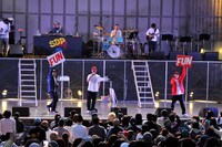 「スチャダラパーライブ 2017年 野音の旅」の様子。（撮影：三浦憲治）