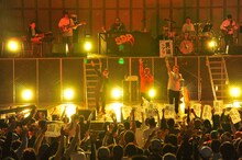 「スチャダラパーライブ 2017年 野音の旅」の様子。（撮影：三浦憲治）