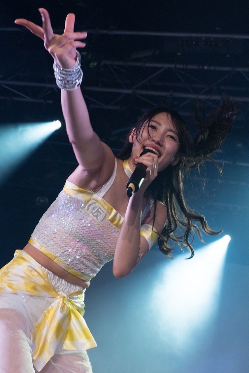 佐保明梨（写真提供：YU-Mエンターテインメント）