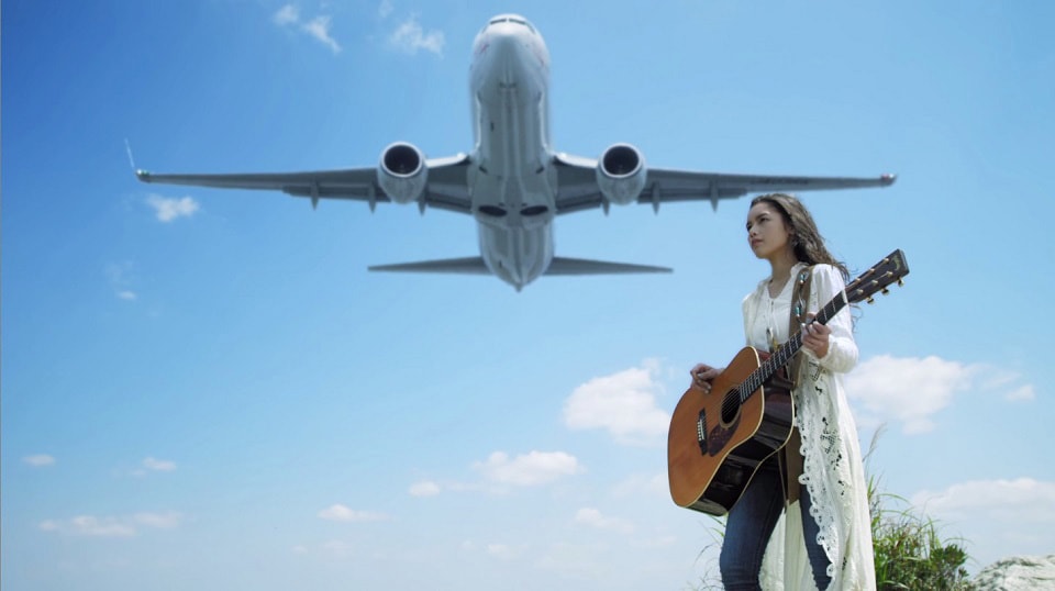 「日本トランスオーシャン航空」テレビCMのワンシーン。