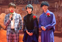 左からこんどうようぢ、とまん（XOX）、志村禎雄（XOX）。