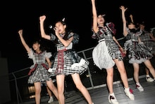 Devil ANTHEM.「Fever」リリース記念イベントの様子。（撮影：古川朋久）