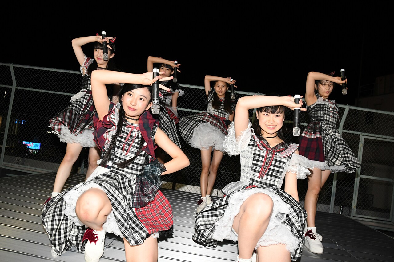 Devil ANTHEM.寒風の中アルバムをアピール、新曲お披露目はワンマンで