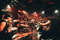 RIZE「RIZE TOUR 2017 "RIZE IS BACK"」東京・下北沢CLUB Que公演の様子。（Photo by WATARU UMEDA）