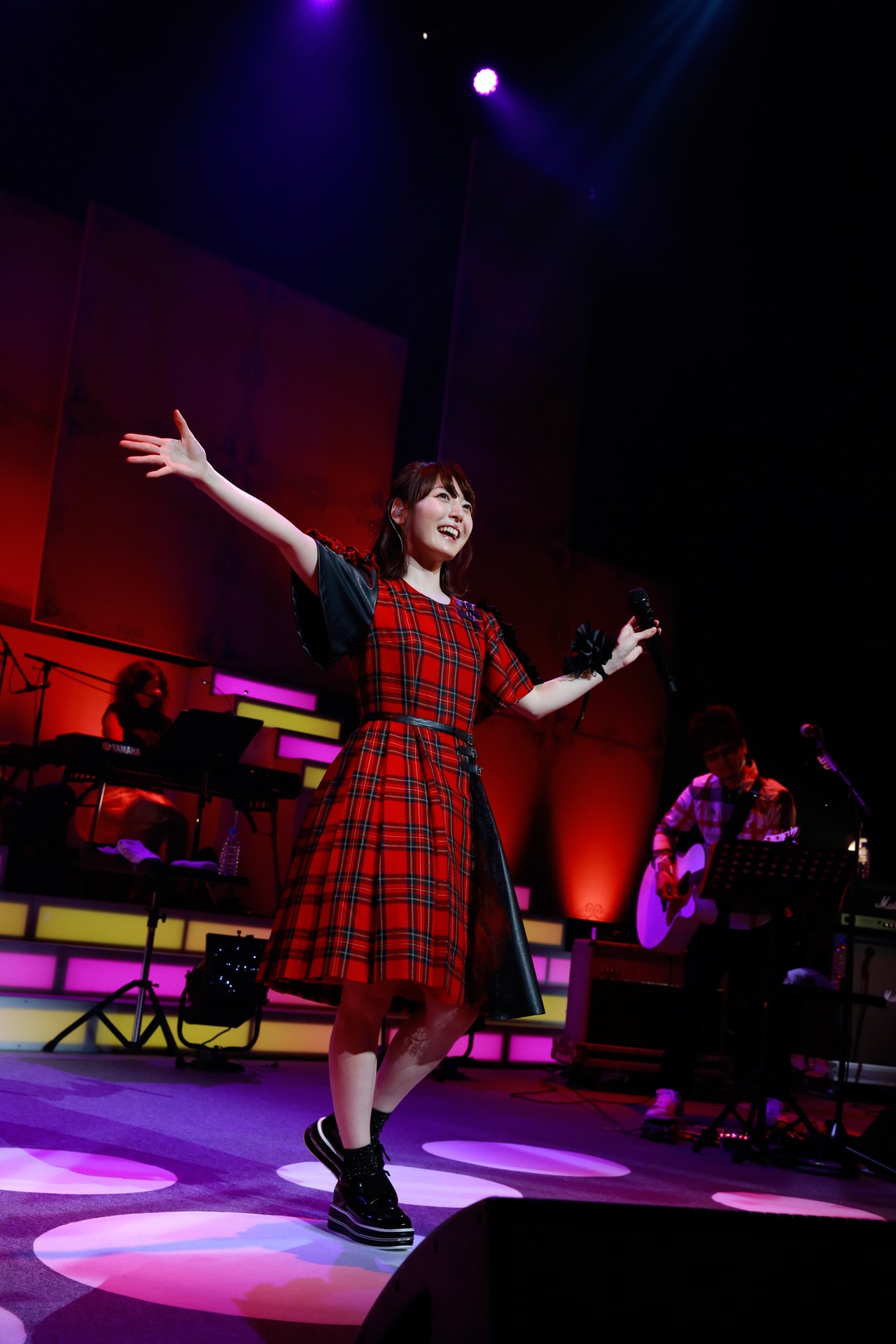 「花澤香菜 live 2017 "Opportunity"」の様子。（photo by LUCKMAN）