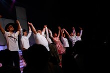 「花澤香菜 live 2017 "Opportunity"」の様子。（photo by LUCKMAN）