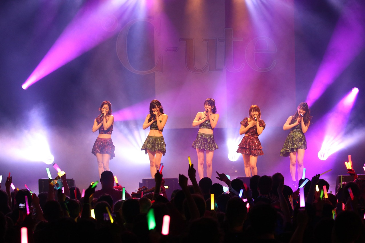 「℃-ute Cutie Circuit 2017 ～De retour a Paris～」の様子。(c)UP-FRONT PROMOTION