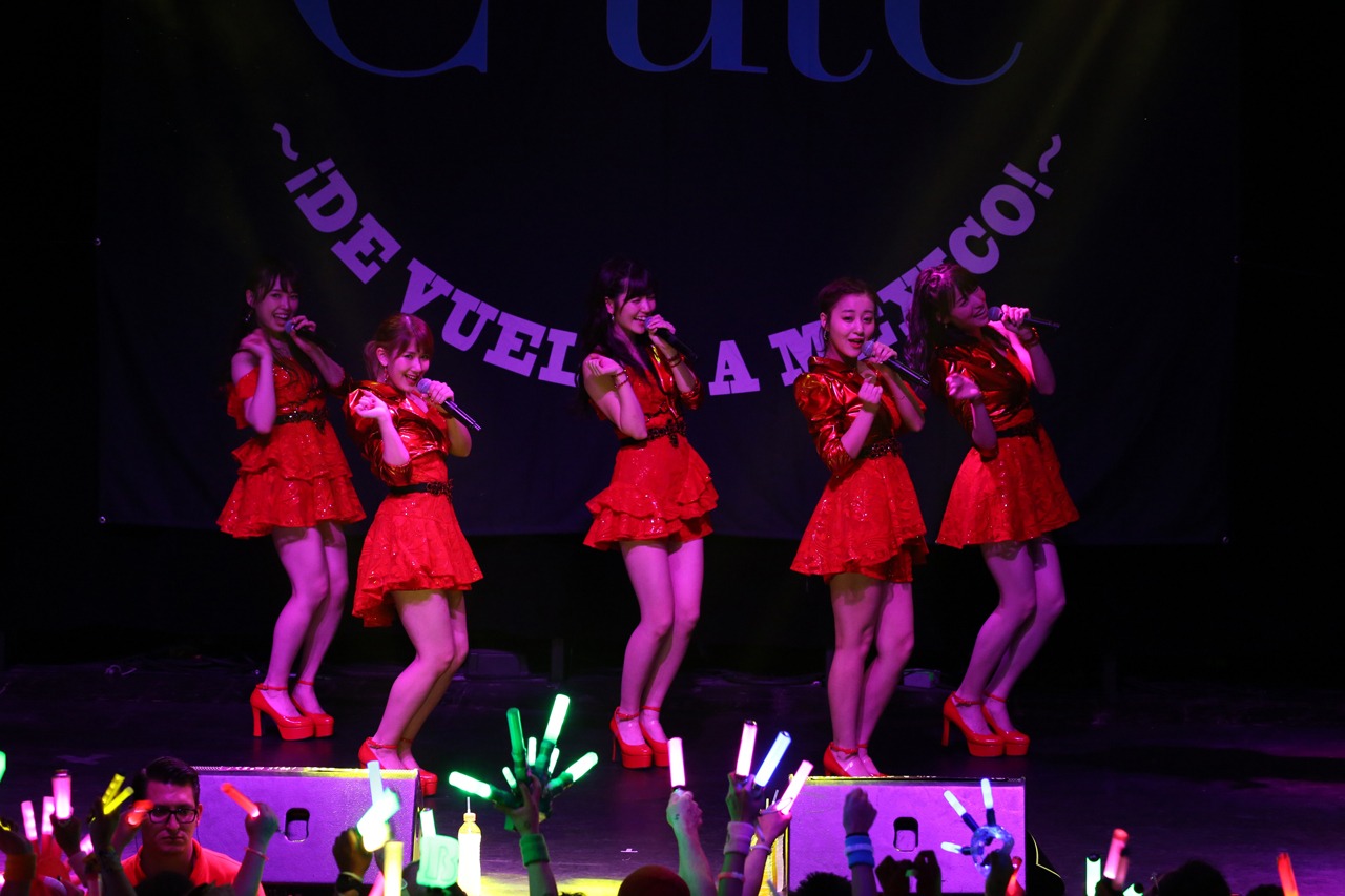 「℃-ute Cutie Circuit 2017～iDe vuelta a Mexico!～」の様子。(c)UP-FRONT PROMOTION