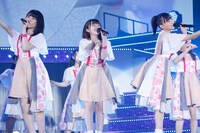 「乃木坂46 アンダーライブ全国ツアー2017 ～関東シリーズ 東京公演～」の様子。（写真提供：ソニー・ミュージックレコーズ）