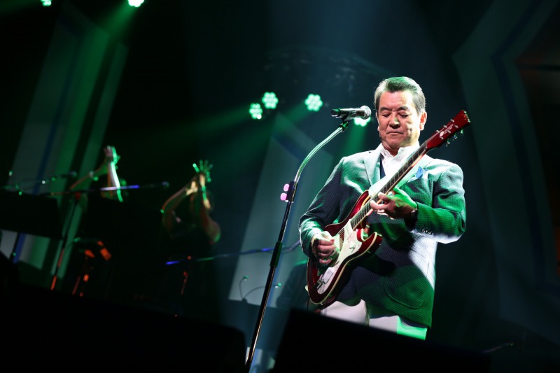 「加山雄三80歳！若大将一夜限りのスペシャルライブ～君といる時が一番しあわせなんだ～」の様子。