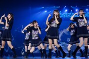 「乃木坂46 アンダーライブ全国ツアー2017 ～関東シリーズ 東京公演～」の様子。（写真提供：ソニー・ミュージックレコーズ）