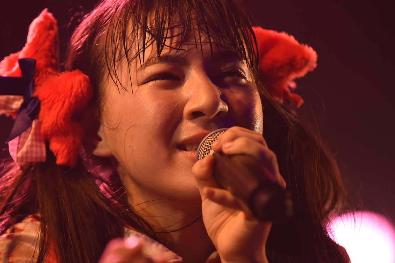 東理紗