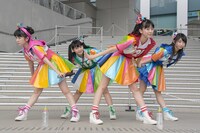 新曲「どどどどどりーまー」を披露するときめき▽宣伝部。