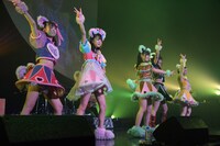 わーすた「The World Standard ～夢があるからついてきてね～」東京・Zepp DiverCity公演の様子。