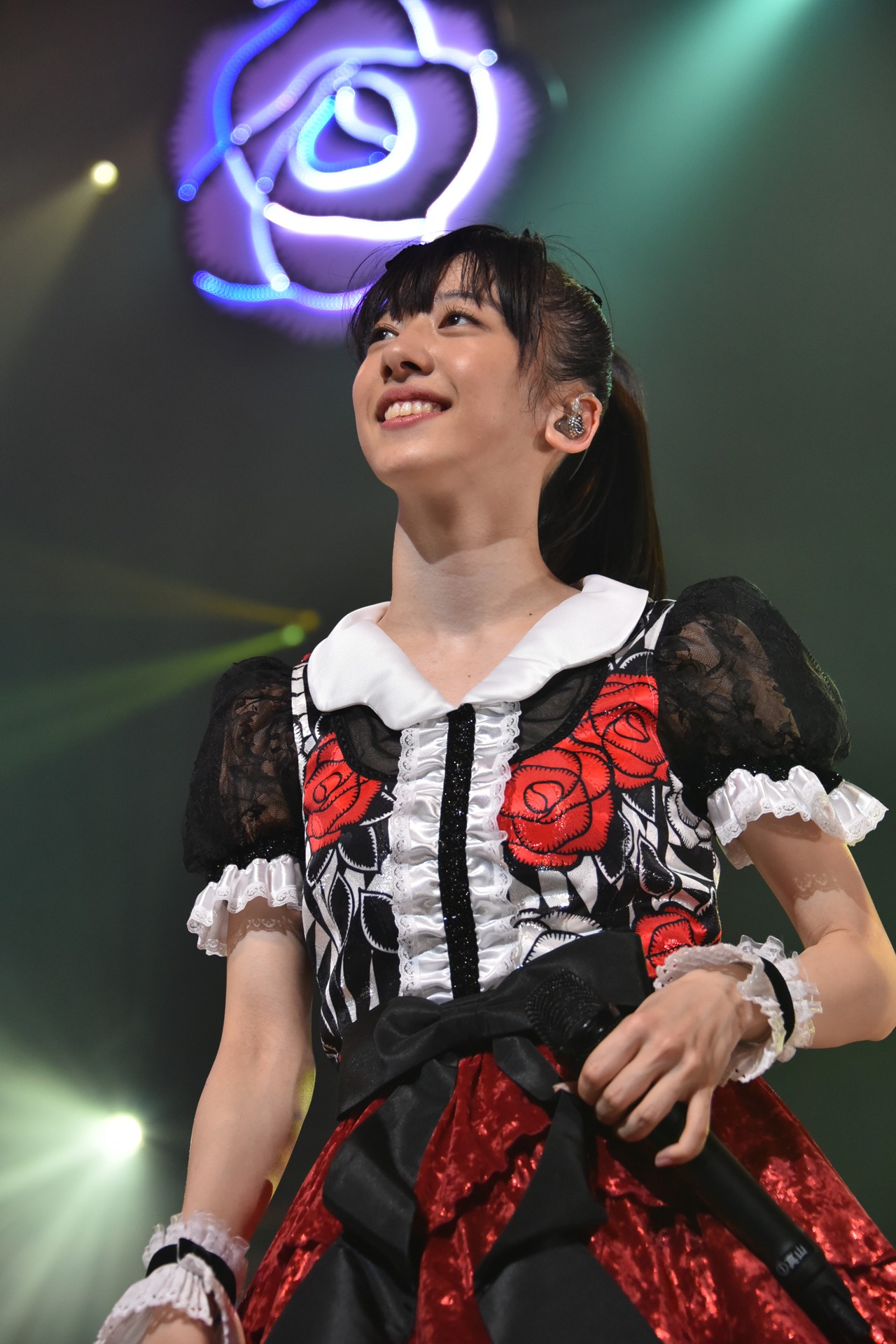 真山りか