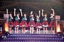 「私立恵比寿中学 IDOL march HALLTOUR 2017～今、君とここにいる～」初日公演の様子。