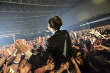 [Alexandros]「[Alexandros] Tour 2016～2017 ～We Come In Peace～」幕張メッセ国際展示場9～11ホール4月23日公演の様子。（撮影：高田梓）
