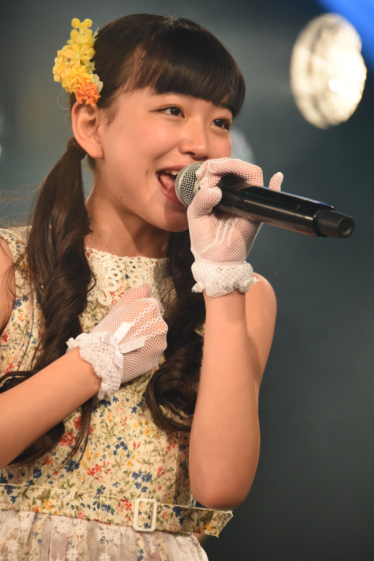 吉田万葉