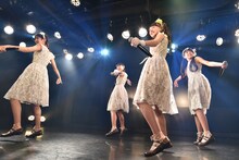 左から寺島和花、吉田万葉、井上姫月、塩野虹。