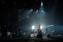 「阿部真央らいぶNo.7」ファイナル東京国際フォーラム ホールA公演の様子。（撮影：緒方秀美）