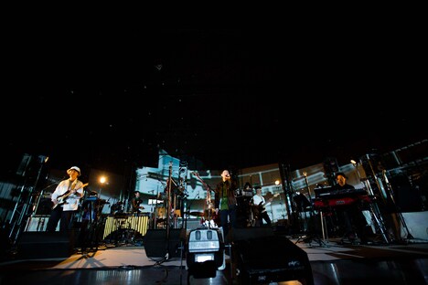 cero「Outdoors」の様子。（撮影：廣田達也）