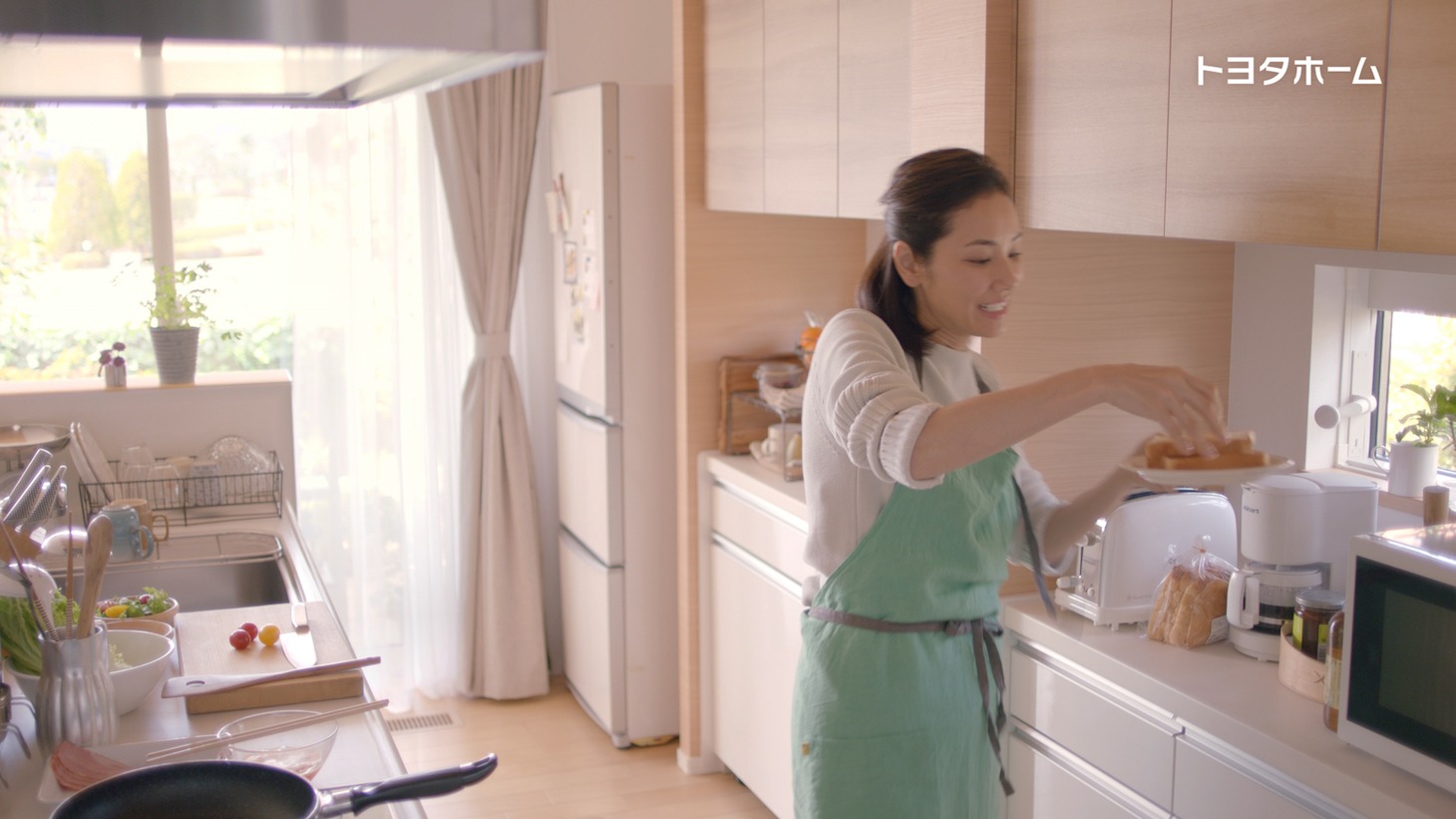 「『家を建てた理由』篇」のワンシーン。