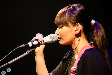 佐藤千亜妃（Vo, G）（Photo by Viola Kam [V'z Twinkle]）