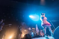 「ガイア編」での大森靖子のライブの様子。（Photo by Masayo）