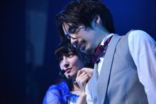 清咲乃（左）と清竜人（右）。