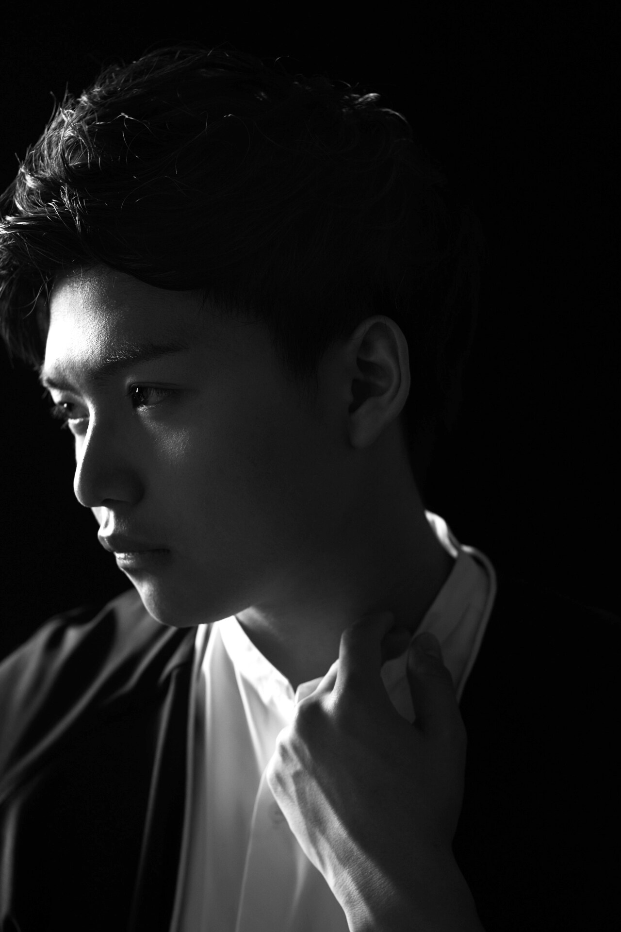 インドア派ぼくりりがアロハで水着ダンサーと踊り、女装に挑戦