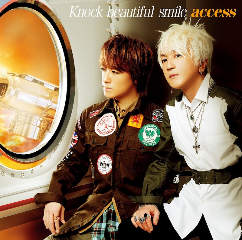 access「Knock beautiful smile」初回限定盤ジャケット