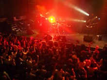 ミオヤマザキのライブの様子。（写真提供：You'll Records）