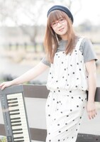 「遥か遠くに見えていた今日」先着購入者特典のポスター（HMV）。