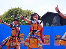 左から星野蒼良、上田理子。（写真提供：スターダスト音楽出版）