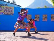 左から瀬田さくら、西垣有彩。（写真提供：スターダスト音楽出版）