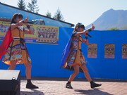 左から上田理子、星野蒼良。（写真提供：スターダスト音楽出版）