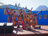 ばってん少女隊（写真提供：スターダスト音楽出版）