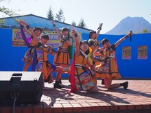 ばってん少女隊（写真提供：スターダスト音楽出版）