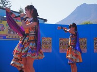 左から瀬田さくら、星野蒼良。（写真提供：スターダスト音楽出版）