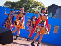 ばってん少女隊（写真提供：スターダスト音楽出版）